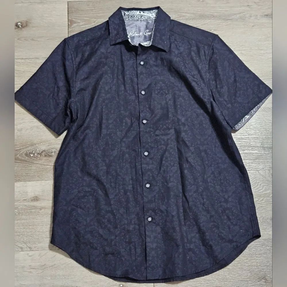 Robert Graham Button Up Shirt Classic Fit Short Sleeve Men’s Size Medium